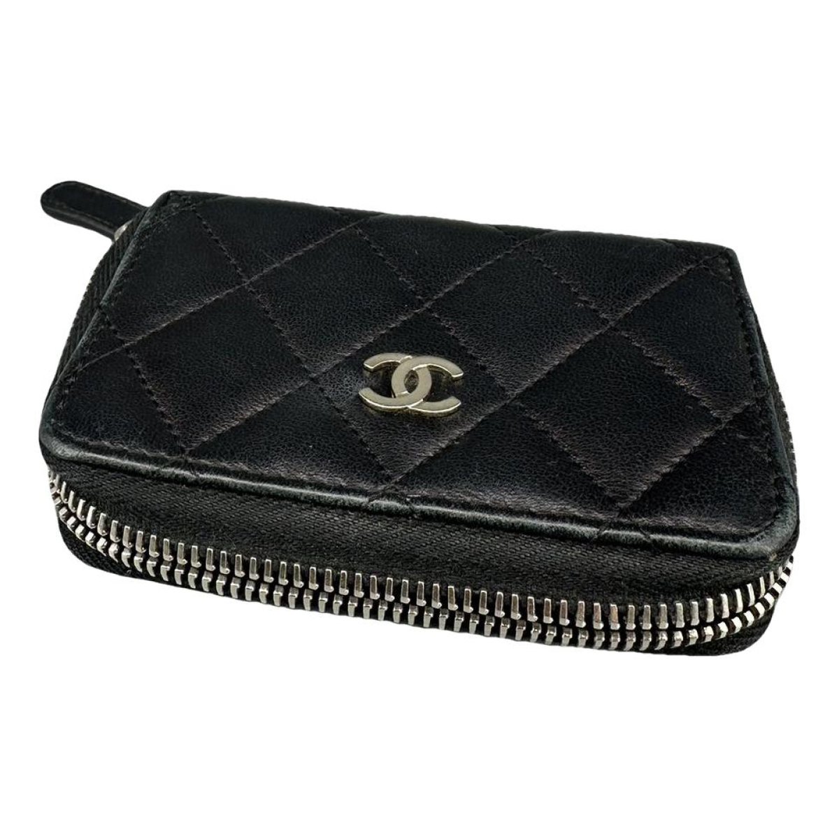 Chanel 19 leather wallet