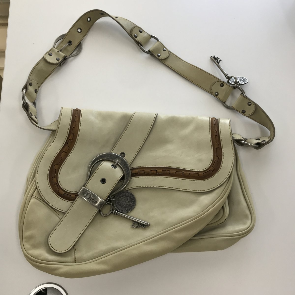 Gaucho leather handbag