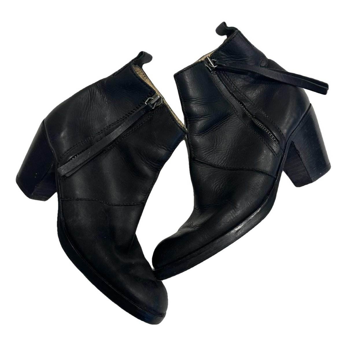 Pistol leather boots