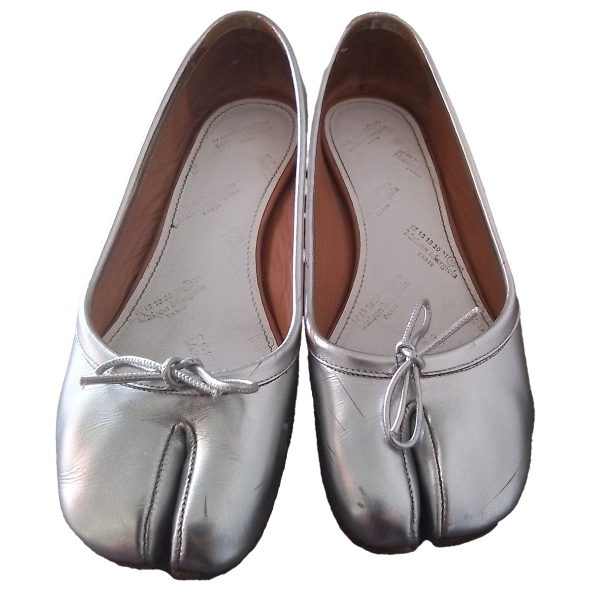 Tabi leather ballet flats