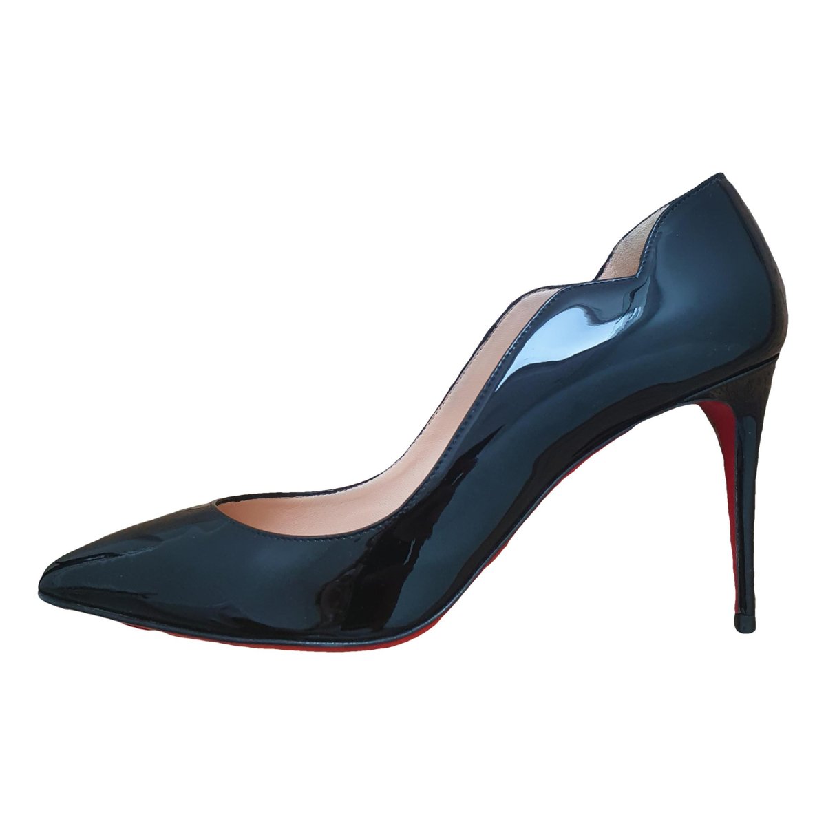 Hot Chick patent leather heels