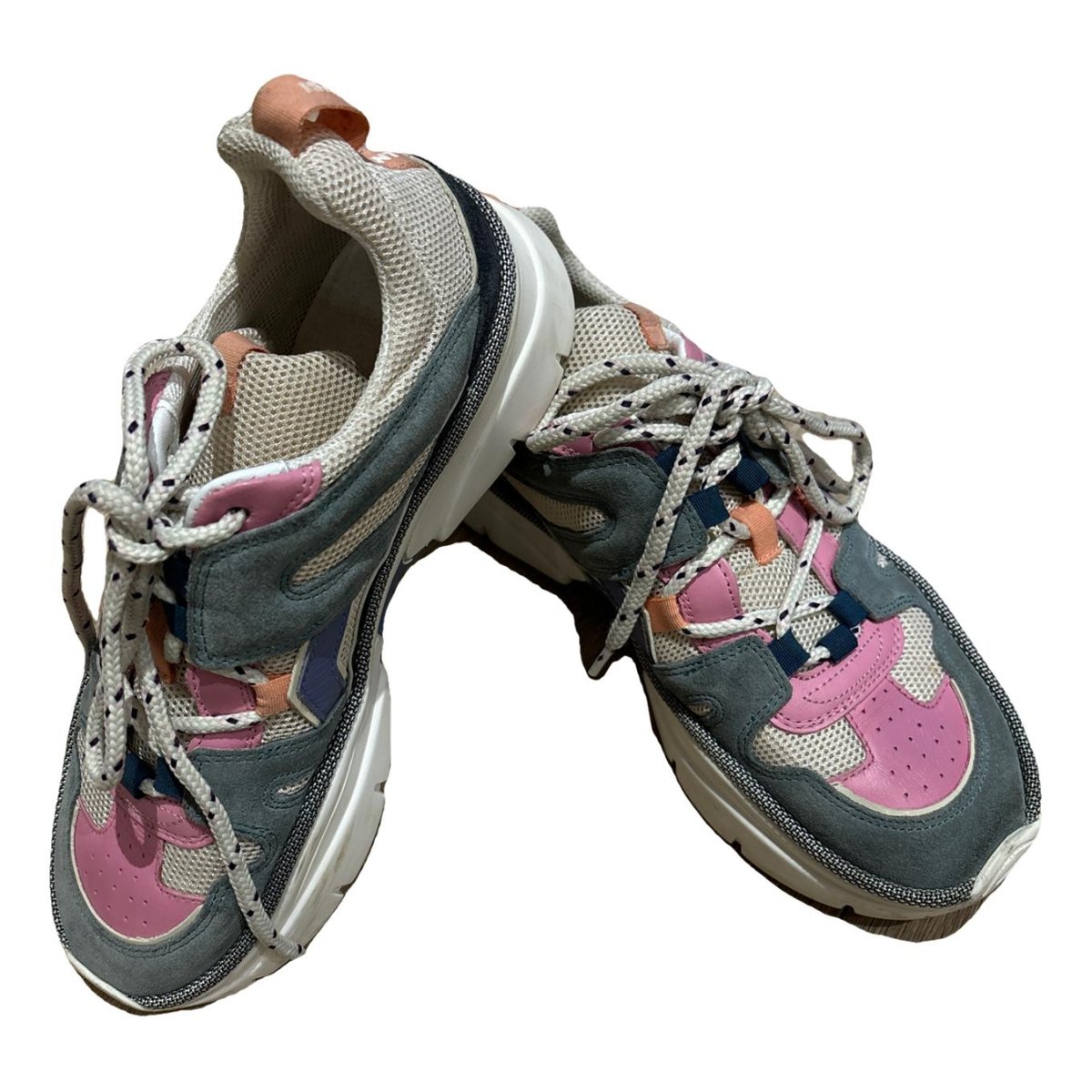 Kindsay trainers