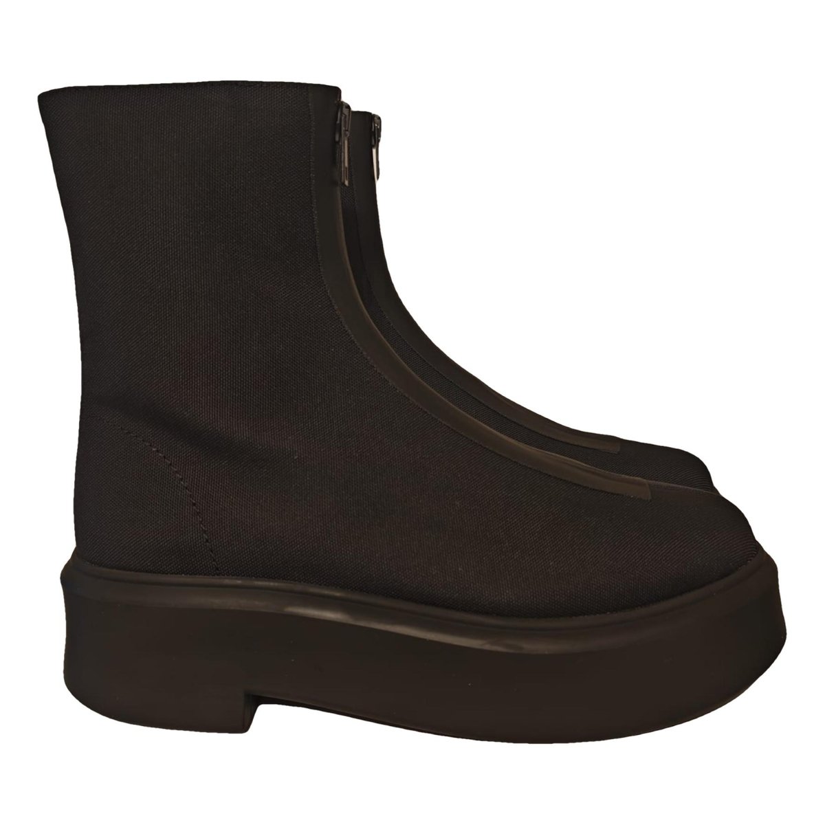 Zipped 1 cloth boots