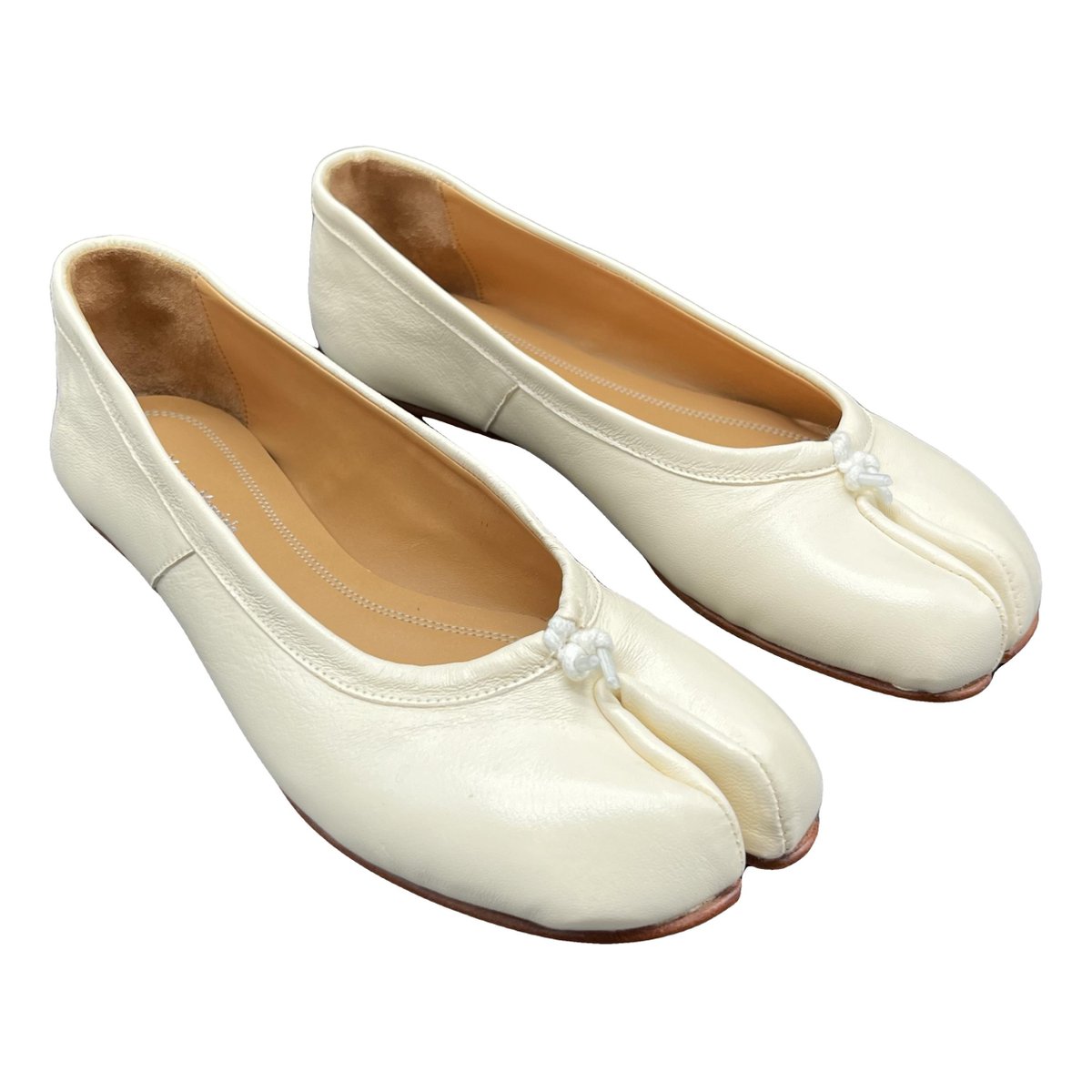 Tabi leather ballet flats
