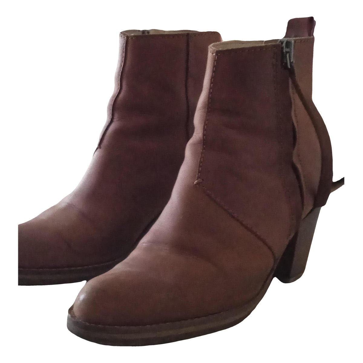Pistol leather boots