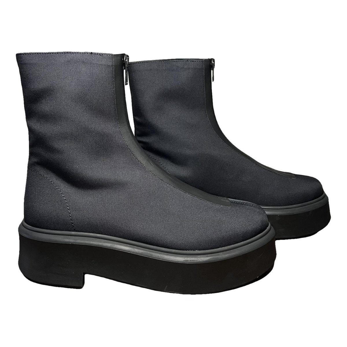 Zipped 1 cloth boots