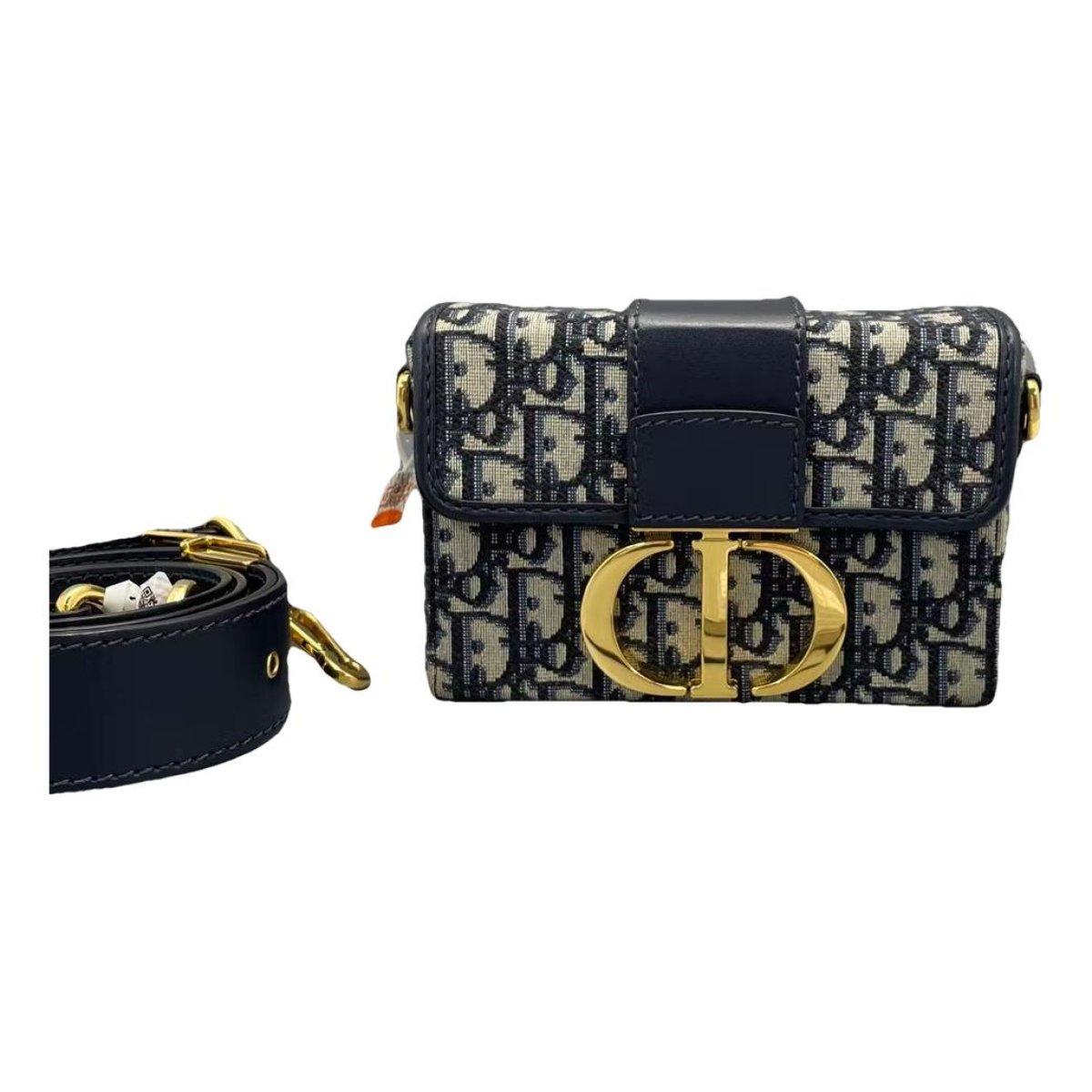 30 Montaigne cloth handbag