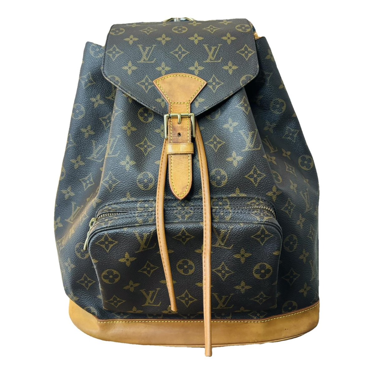 Artsy leather handbag