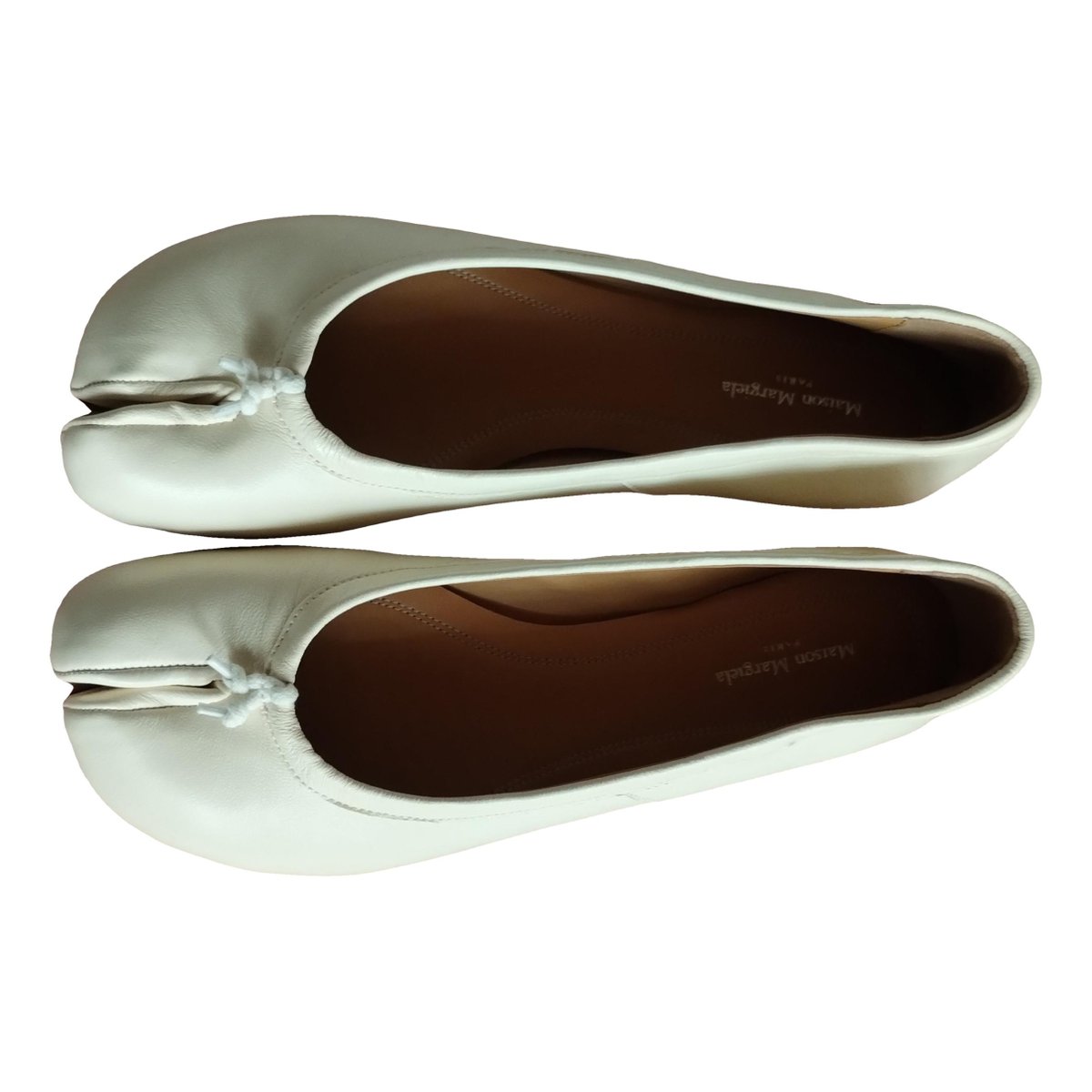 Tabi leather ballet flats