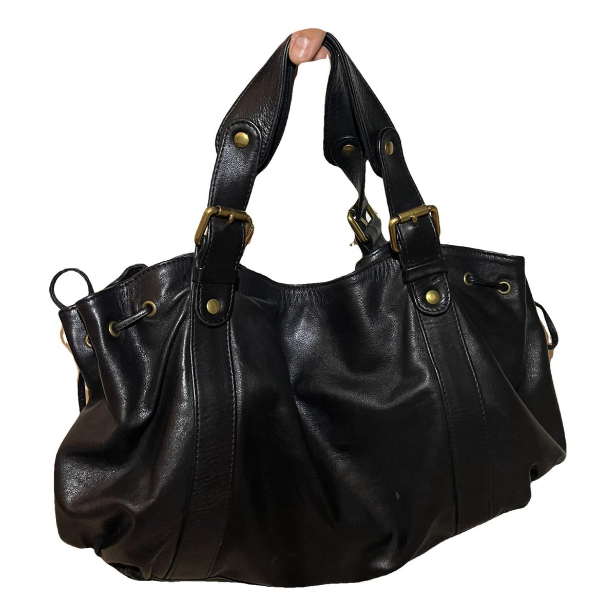 36 H leather handbag