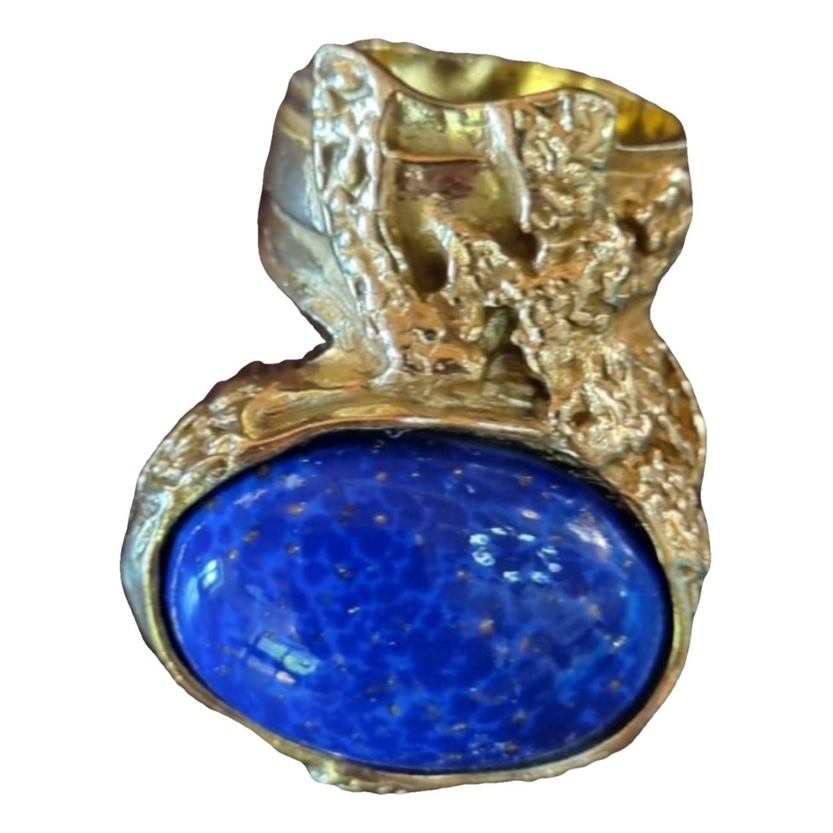 Arty ring