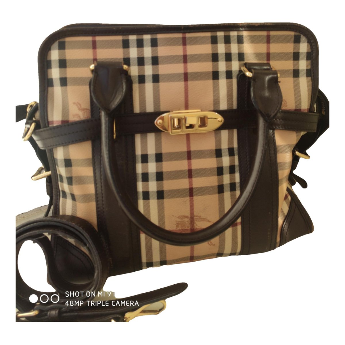 Title leather tote