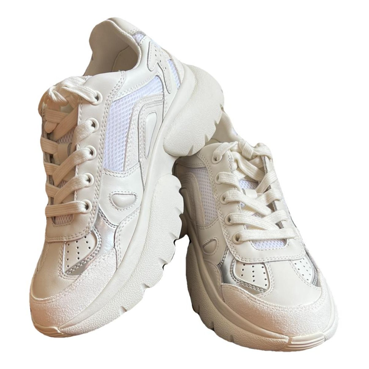 W20 leather trainers