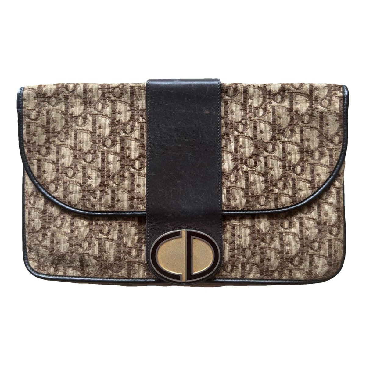 30 Montaigne cloth clutch bag