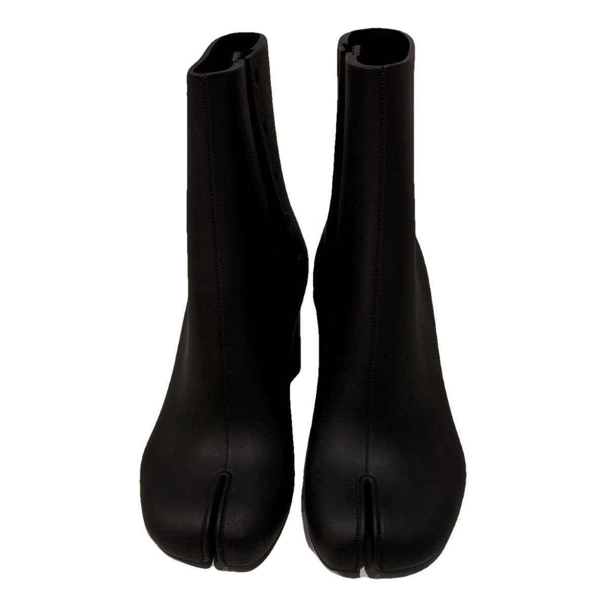 Tabi ankle boots