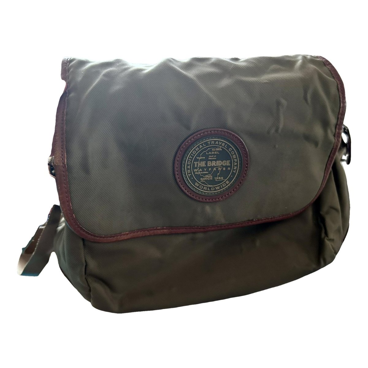 Leather crossbody bag