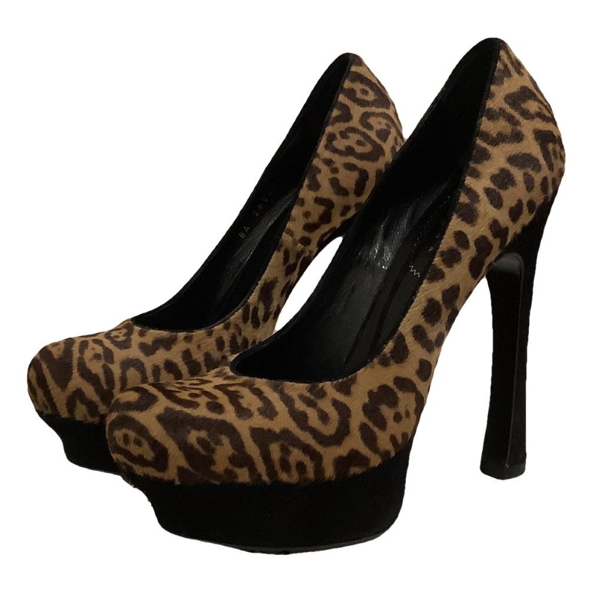 Palais heels