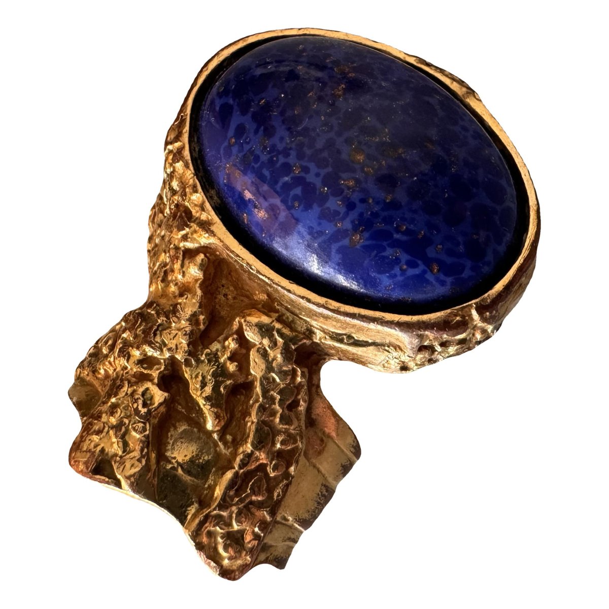 Arty ring