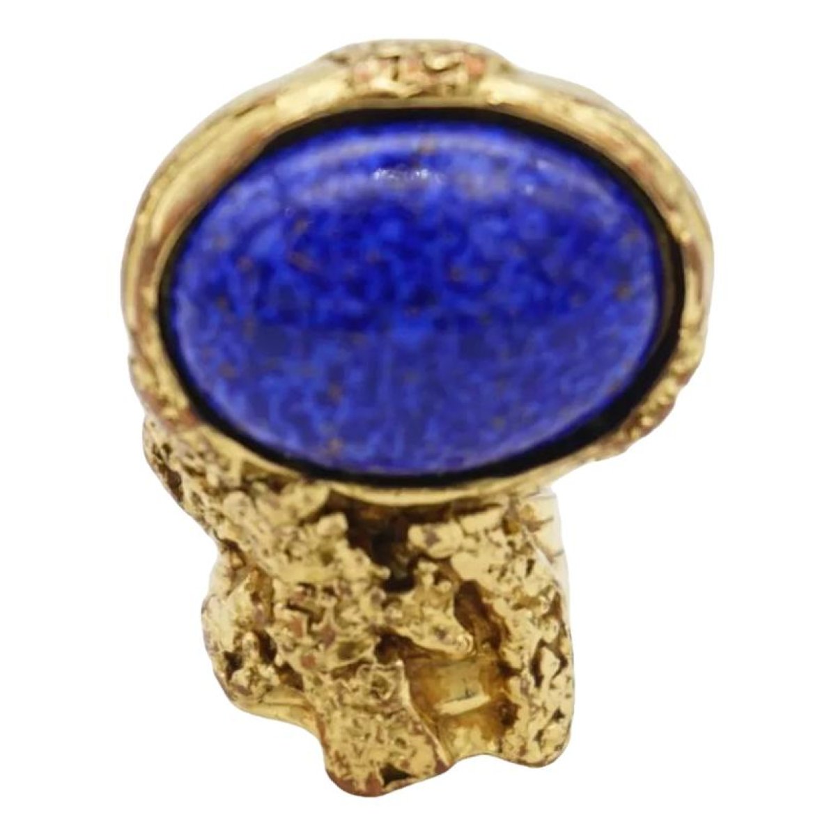 Arty ring