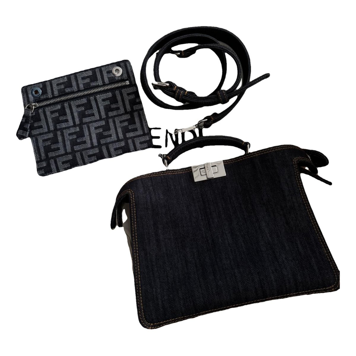 Peekaboo IseeU handbag