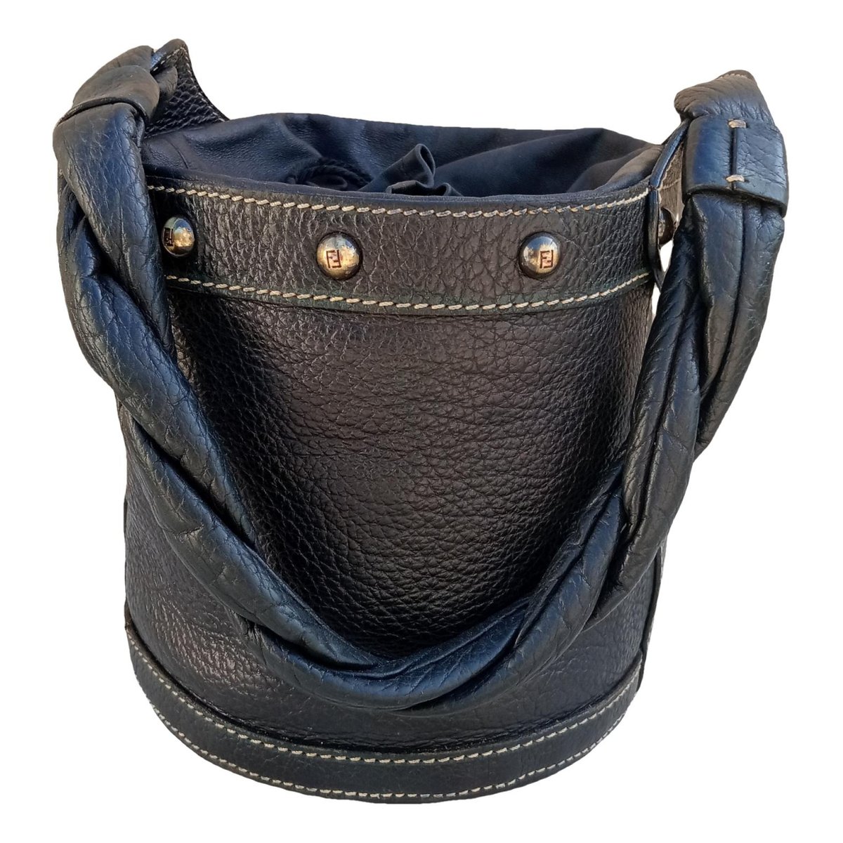 Palazzo Bucket leather handbag