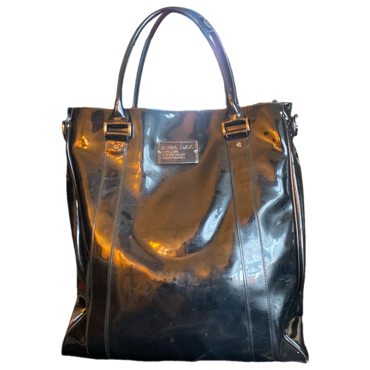 Patent leather handbag