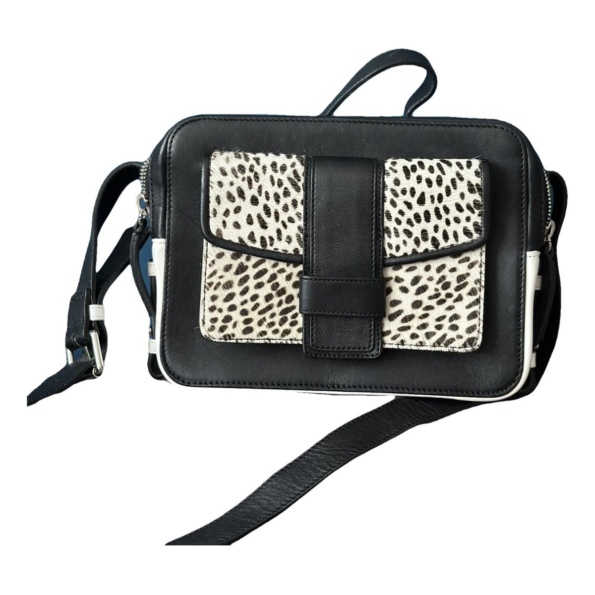 Leather crossbody bag