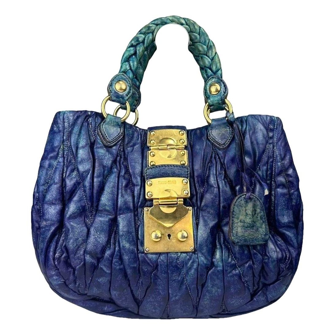 Matelassé leather handbag