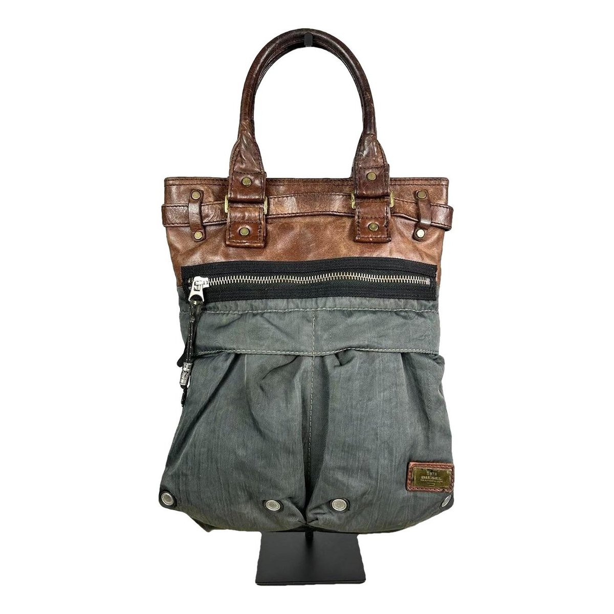 Leather crossbody bag