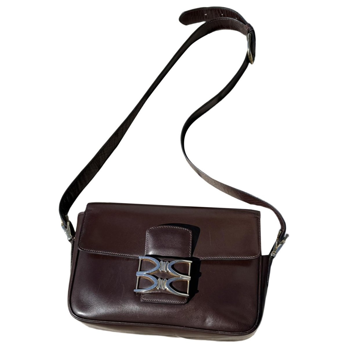 Symmetrical leather handbag