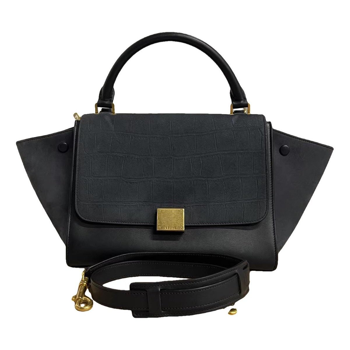 Trapèze leather handbag