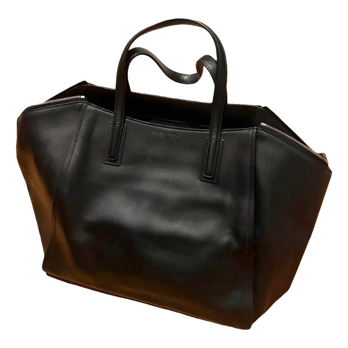 Leather tote