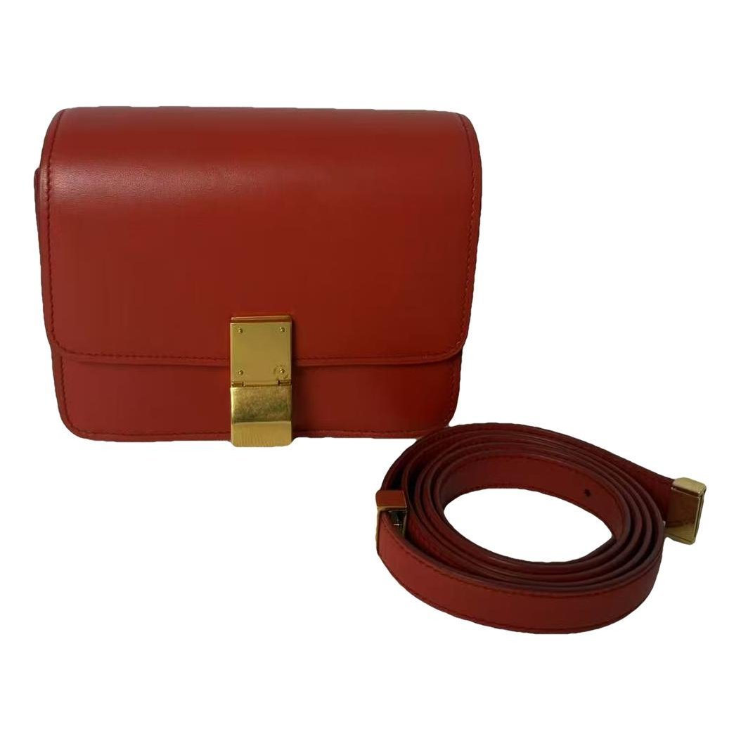 Classic leather crossbody bag