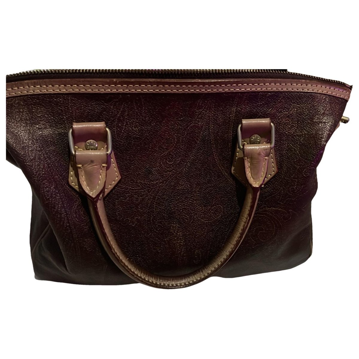 Vela vegan leather handbag