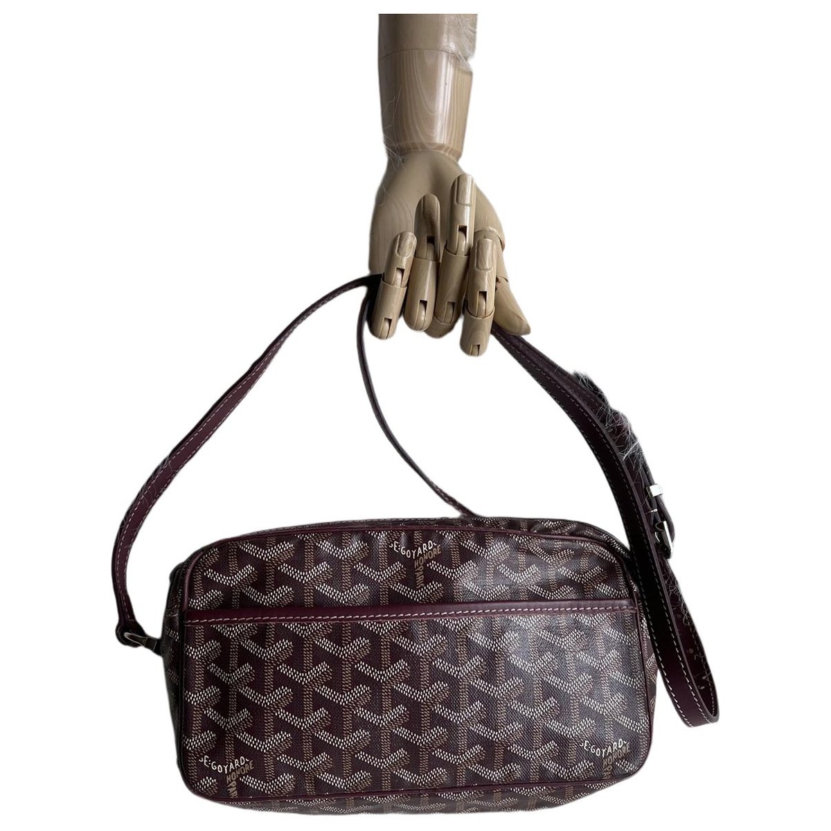 Cap vert leather crossbody bag