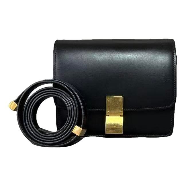 Classic leather handbag