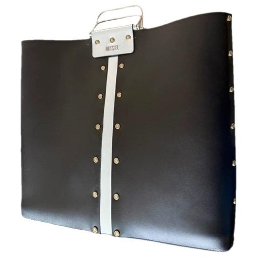 Leather travel bag