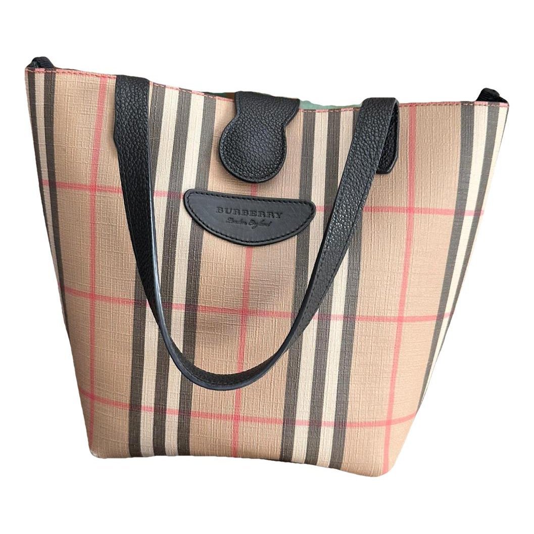 Lola Bucket leather handbag