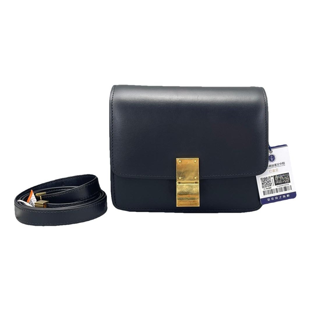 Classic leather handbag