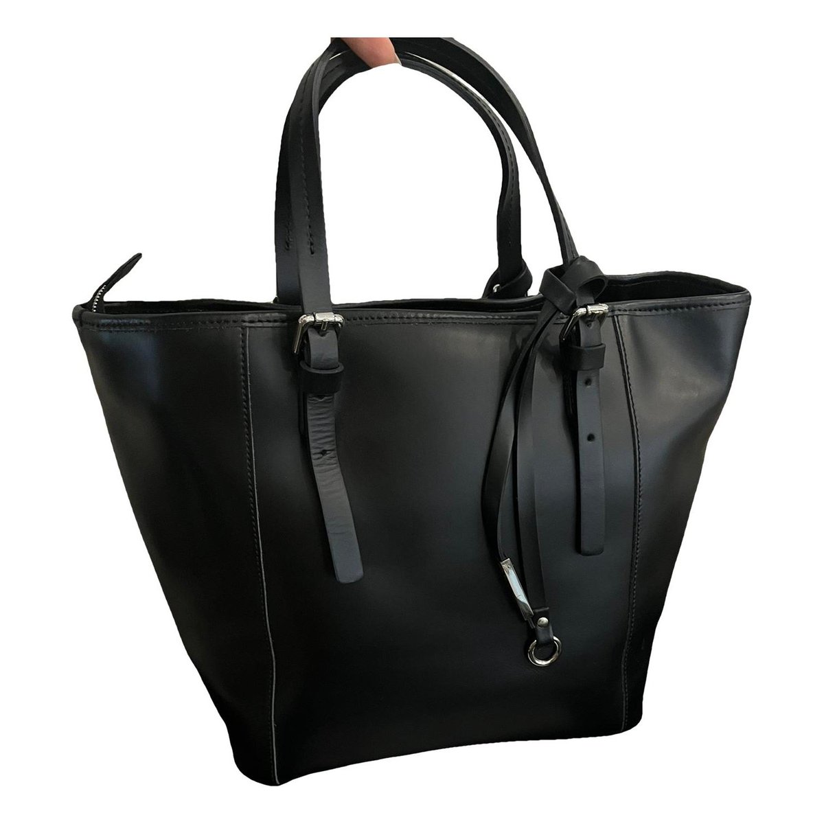Leather handbag