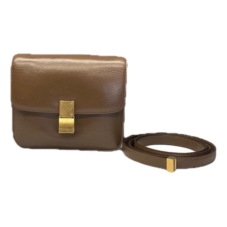 Classic leather handbag