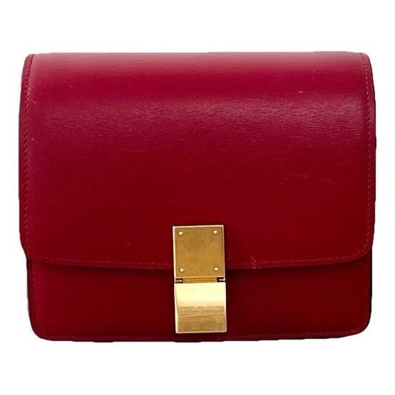 Classic leather handbag