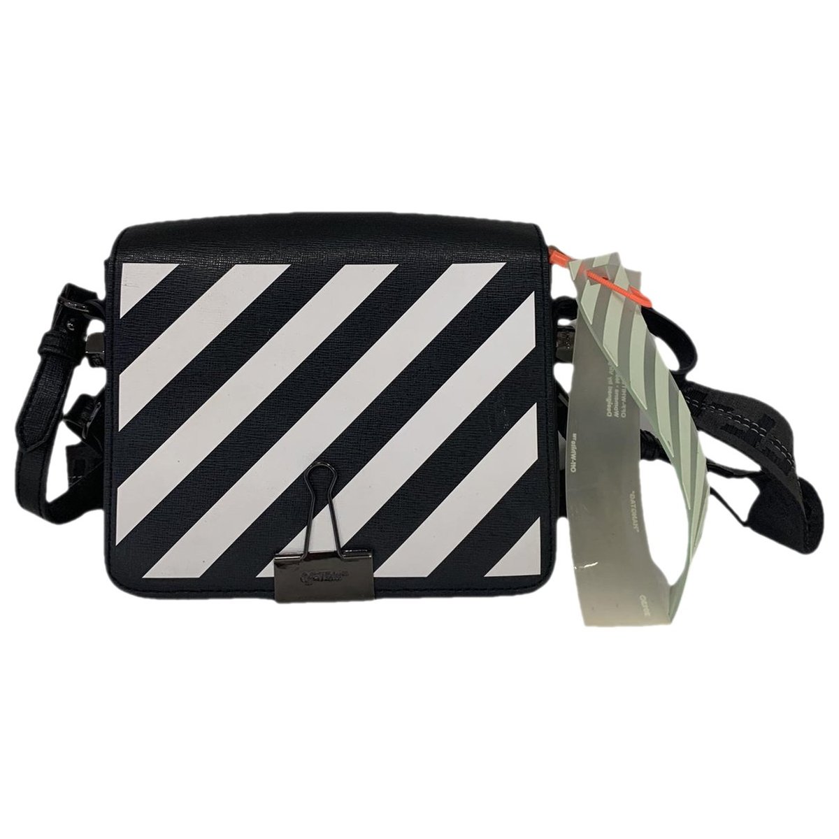 Binder leather handbag