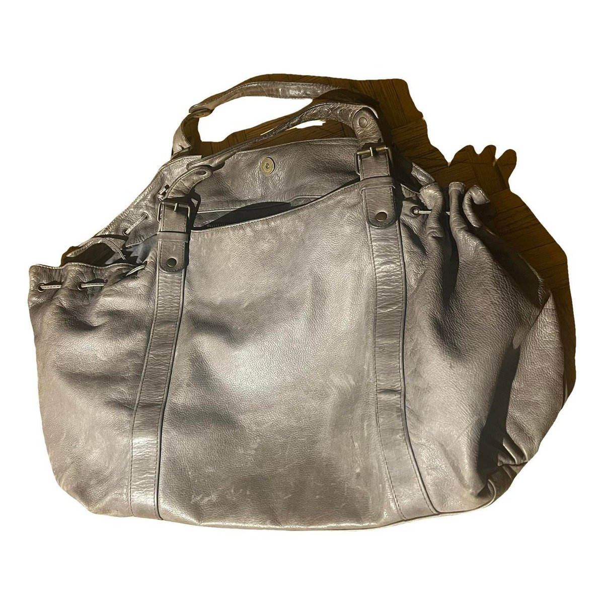 36 H leather handbag