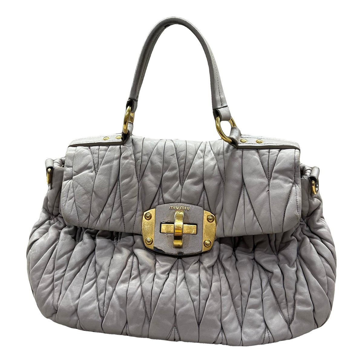 Matelassé leather handbag