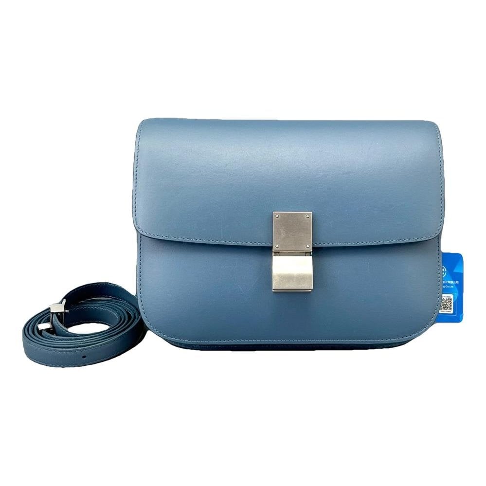 Classic leather handbag