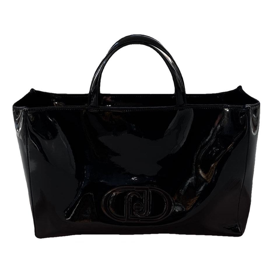 Patent leather handbag