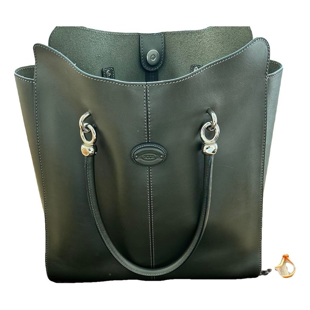 Leather tote