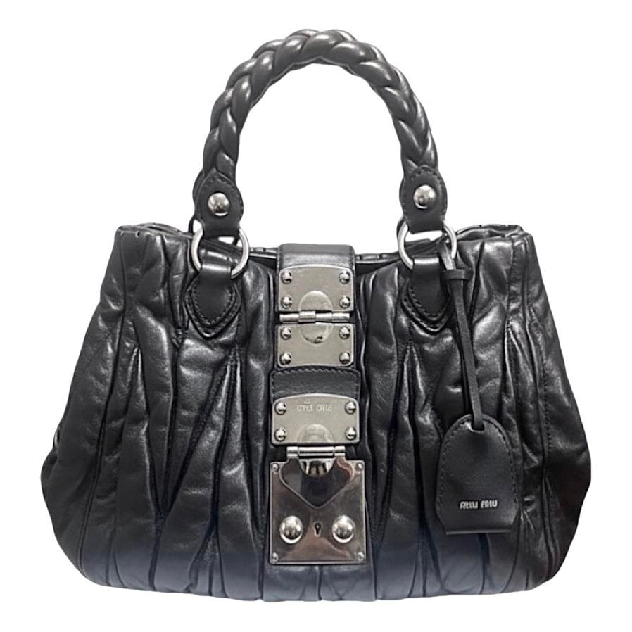 Matelassé leather handbag