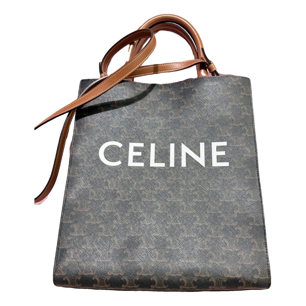 Cabas Vertical leather tote